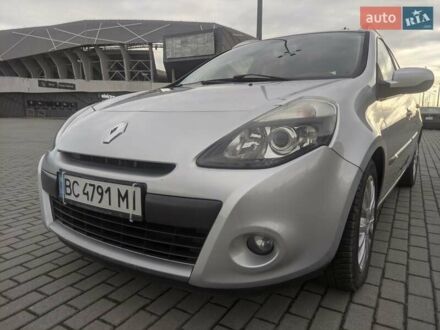 Рено Клио 2009 в Пустомытах на Automoto.ua Серый Рено Клио, объемом двигателя 1.6 л и пробегом 185 тыс. км за 5980 $, фото 1 на Automoto.ua