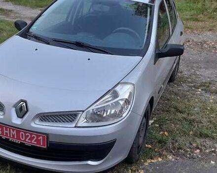 Серый Рено Клио, объемом двигателя 1.2 л и пробегом 200 тыс. км за 5200 $, фото 1 на Automoto.ua