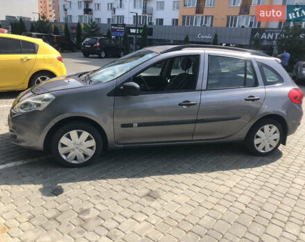 Серый Рено Клио, объемом двигателя 1.46 л и пробегом 225 тыс. км за 4100 $, фото 1 на Automoto.ua