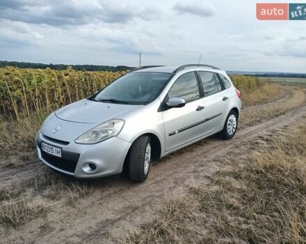 Серый Рено Клио, объемом двигателя 1.15 л и пробегом 169 тыс. км за 4750 $, фото 1 на Automoto.ua