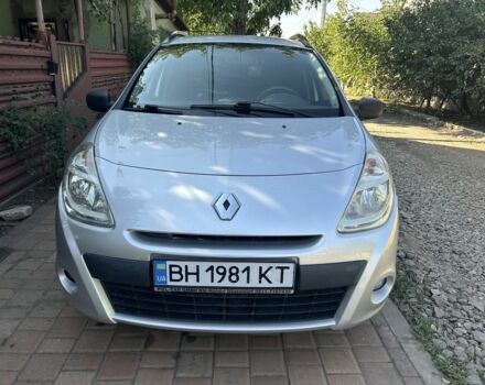 Сірий Рено Кліо, об'ємом двигуна 1.5 л та пробігом 322 тис. км за 5500 $, фото 1 на Automoto.ua
