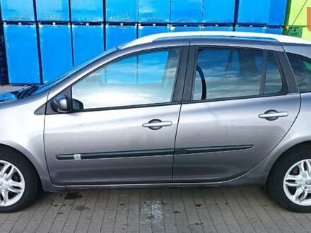 Сірий Рено Кліо, об'ємом двигуна 1.5 л та пробігом 249 тис. км за 5500 $, фото 1 на Automoto.ua