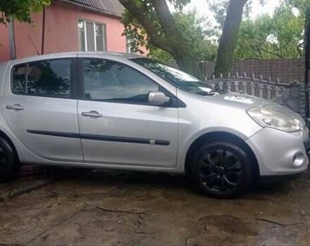 Сірий Рено Кліо, об'ємом двигуна 1.46 л та пробігом 290 тис. км за 4300 $, фото 1 на Automoto.ua