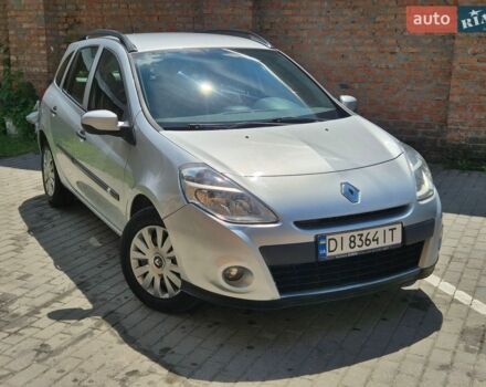 Серый Рено Клио, объемом двигателя 1.1 л и пробегом 202 тыс. км за 5200 $, фото 1 на Automoto.ua