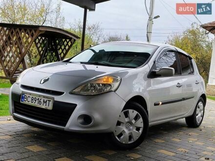 Рено Клио 2010 в Бориславе на Automoto.ua Серый Рено Клио, объемом двигателя 1.46 л и пробегом 240 тыс. км за 5300 $, фото 1 на Automoto.ua