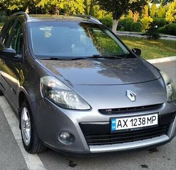 Сірий Рено Кліо, об'ємом двигуна 1.46 л та пробігом 180 тис. км за 5500 $, фото 1 на Automoto.ua