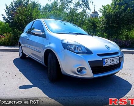 Серый Рено Клио, объемом двигателя 1.1 л и пробегом 180 тыс. км за 5000 $, фото 1 на Automoto.ua