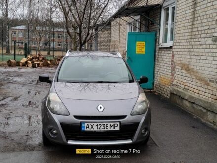 Рено Клио 2010 в Дергачах на Automoto.ua Серый Рено Клио, объемом двигателя 1.5 л и пробегом 180 тыс. км за 5327 $, фото 1 на Automoto.ua