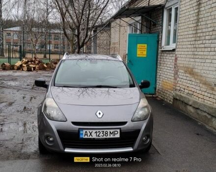 Сірий Рено Кліо, об'ємом двигуна 1.5 л та пробігом 180 тис. км за 5327 $, фото 1 на Automoto.ua