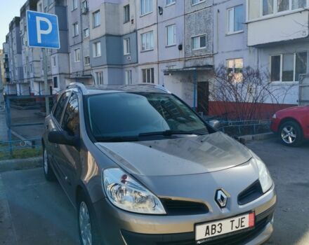 Сірий Рено Кліо, об'ємом двигуна 1.5 л та пробігом 209 тис. км за 2699 $, фото 1 на Automoto.ua