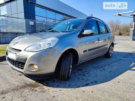 Рено Кліо 2011 у Луцьку на Automoto.ua Сірий Рено Кліо, об'ємом двигуна 1.5 л та пробігом 191 тис. км за 6400 $, фото 1 на Automoto.ua