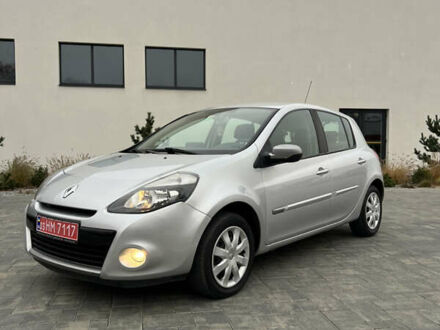 Сірий Рено Кліо, об'ємом двигуна 1.6 л та пробігом 143 тис. км за 8500 $, фото 1 на Automoto.ua