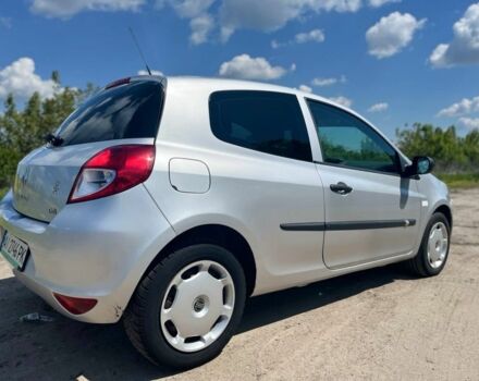 Сірий Рено Кліо, об'ємом двигуна 1.5 л та пробігом 208 тис. км за 4999 $, фото 1 на Automoto.ua