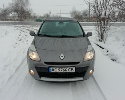 Серый Рено Клио, объемом двигателя 1.5 л и пробегом 122 тыс. км за 6400 $, фото 1 на Automoto.ua