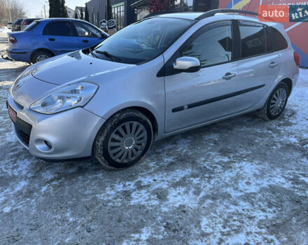 Серый Рено Клио, объемом двигателя 1.2 л и пробегом 134 тыс. км за 5700 $, фото 1 на Automoto.ua