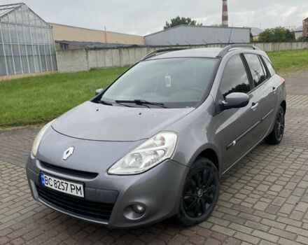 Серый Рено Клио, объемом двигателя 1.5 л и пробегом 225 тыс. км за 5000 $, фото 1 на Automoto.ua