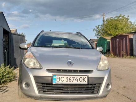 Серый Рено Клио, объемом двигателя 1.5 л и пробегом 180 тыс. км за 4919 $, фото 1 на Automoto.ua