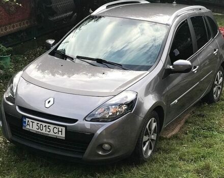 Сірий Рено Кліо, об'ємом двигуна 1.5 л та пробігом 148 тис. км за 5590 $, фото 1 на Automoto.ua