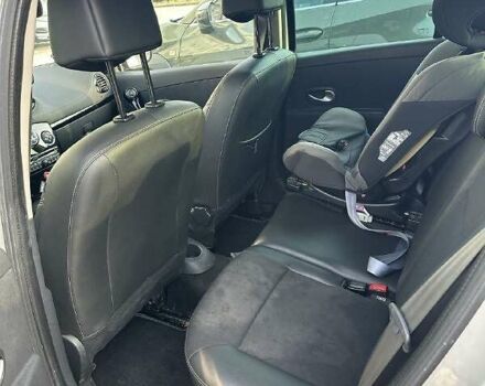 Серый Рено Клио, объемом двигателя 1.6 л и пробегом 195 тыс. км за 6000 $, фото 1 на Automoto.ua