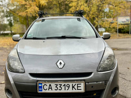 Серый Рено Клио, объемом двигателя 1.46 л и пробегом 250 тыс. км за 4900 $, фото 1 на Automoto.ua