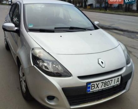 Серый Рено Клио, объемом двигателя 1.15 л и пробегом 174 тыс. км за 5600 $, фото 1 на Automoto.ua