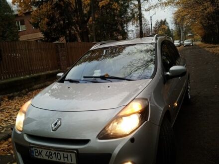 Серый Рено Клио, объемом двигателя 0 л и пробегом 273 тыс. км за 5700 $, фото 1 на Automoto.ua