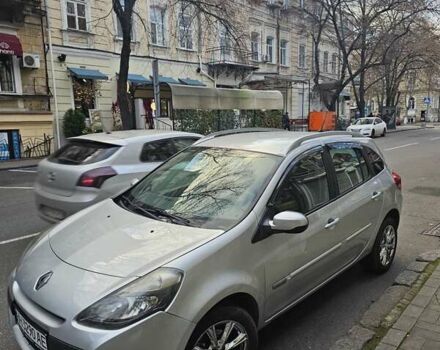 Сірий Рено Кліо, об'ємом двигуна 1.5 л та пробігом 180 тис. км за 6500 $, фото 1 на Automoto.ua