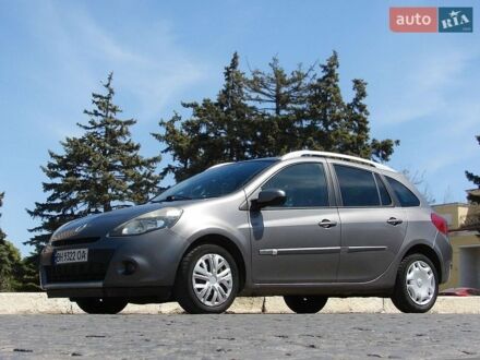 Серый Рено Клио, объемом двигателя 1.5 л и пробегом 208 тыс. км за 5400 $, фото 1 на Automoto.ua