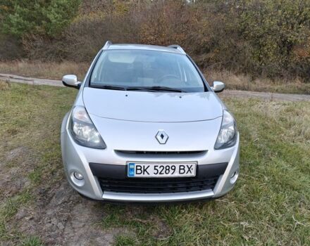 Серый Рено Клио, объемом двигателя 1.5 л и пробегом 201 тыс. км за 5800 $, фото 1 на Automoto.ua