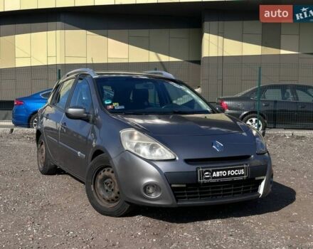Сірий Рено Кліо, об'ємом двигуна 1.46 л та пробігом 382 тис. км за 4490 $, фото 1 на Automoto.ua