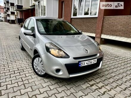 Рено Клио 2012 в Хмельницком на Automoto.ua Серый Рено Клио, объемом двигателя 1.5 л и пробегом 259 тыс. км за 5500 $, фото 1 на Automoto.ua