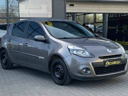 Рено Клио 2012 в Ивано-Франковске на Automoto.ua Серый Рено Клио, объемом двигателя 1.2 л и пробегом 111 тыс. км за 5800 $, фото 1 на Automoto.ua