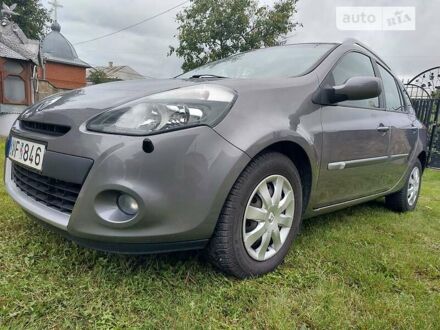 Рено Клио 2012 в Бурштыне на Automoto.ua Серый Рено Клио, объемом двигателя 0 л и пробегом 239 тыс. км за 6500 $, фото 1 на Automoto.ua
