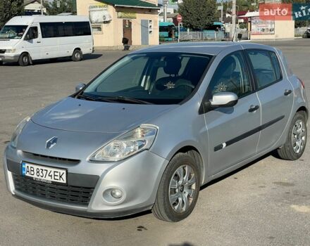 Серый Рено Клио, объемом двигателя 1.1 л и пробегом 115 тыс. км за 5600 $, фото 1 на Automoto.ua