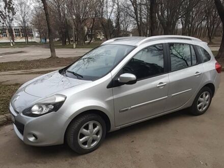 Серый Рено Клио, объемом двигателя 1.5 л и пробегом 160 тыс. км за 6750 $, фото 1 на Automoto.ua