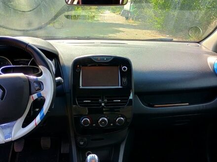 Сірий Рено Кліо, об'ємом двигуна 1.5 л та пробігом 280 тис. км за 7500 $, фото 1 на Automoto.ua