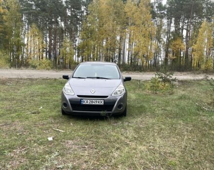 Серый Рено Клио, объемом двигателя 1.1 л и пробегом 227 тыс. км за 7200 $, фото 1 на Automoto.ua