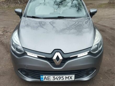 Рено Клио 2015 в Кривом Роге на Automoto.ua Серый Рено Клио, объемом двигателя 1.5 л и пробегом 160 тыс. км за 8600 $, фото 1 на Automoto.ua