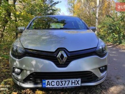 Рено Клио 2017 в Луцке на Automoto.ua Серый Рено Клио, объемом двигателя 1.15 л и пробегом 239 тыс. км за 9400 $, фото 1 на Automoto.ua