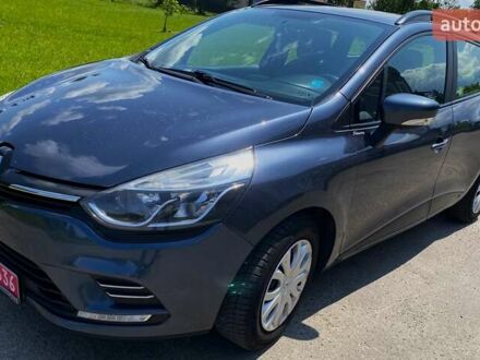 Рено Клио 2017 в Львове на Automoto.ua Серый Рено Клио, объемом двигателя 1.5 л и пробегом 236 тыс. км за 8900 $, фото 1 на Automoto.ua