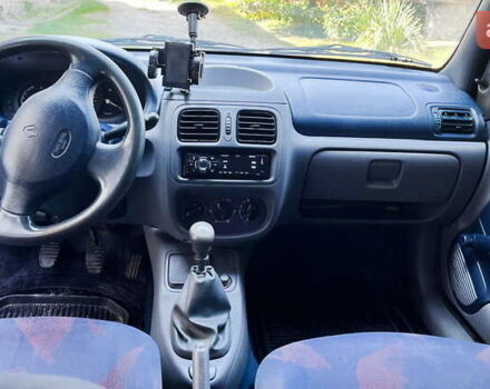 Синий Рено Клио, объемом двигателя 1.1 л и пробегом 162 тыс. км за 2450 $, фото 8 на Automoto.ua