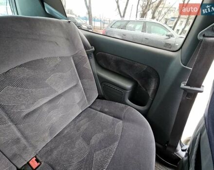 Синий Рено Клио, объемом двигателя 1.39 л и пробегом 230 тыс. км за 2999 $, фото 11 на Automoto.ua