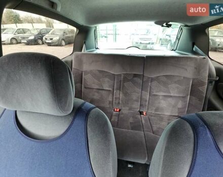 Синий Рено Клио, объемом двигателя 1.39 л и пробегом 230 тыс. км за 2999 $, фото 10 на Automoto.ua