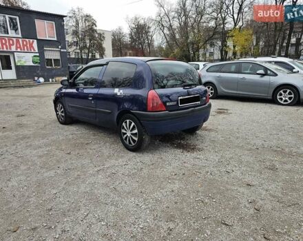 Синий Рено Клио, объемом двигателя 1.39 л и пробегом 230 тыс. км за 2999 $, фото 2 на Automoto.ua