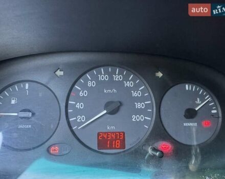 Синий Рено Клио, объемом двигателя 1.39 л и пробегом 243 тыс. км за 2100 $, фото 6 на Automoto.ua