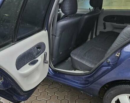 Синій Рено Кліо, об'ємом двигуна 1.39 л та пробігом 214 тис. км за 3800 $, фото 7 на Automoto.ua