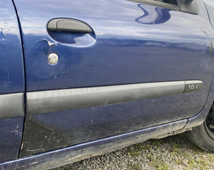 Синий Рено Клио, объемом двигателя 1.2 л и пробегом 267 тыс. км за 2450 $, фото 6 на Automoto.ua