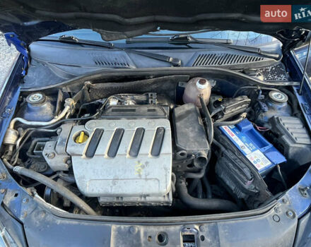 Синій Рено Кліо, об'ємом двигуна 1.4 л та пробігом 239 тис. км за 3700 $, фото 11 на Automoto.ua