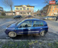 Синий Рено Клио, объемом двигателя 1.4 л и пробегом 255 тыс. км за 3500 $, фото 2 на Automoto.ua