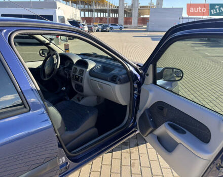 Синій Рено Кліо, об'ємом двигуна 1.4 л та пробігом 272 тис. км за 2700 $, фото 7 на Automoto.ua